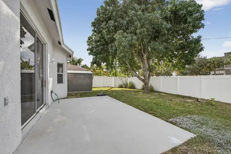 102 Brook Woode Court Royal Palm Beach FL 33411