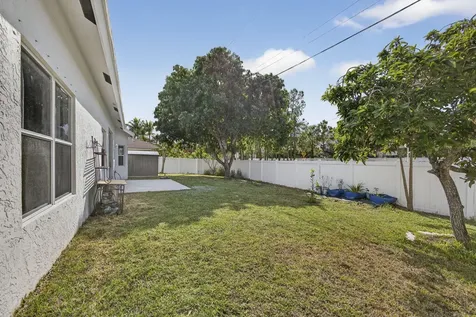 102 Brook Woode Court Royal Palm Beach FL 33411