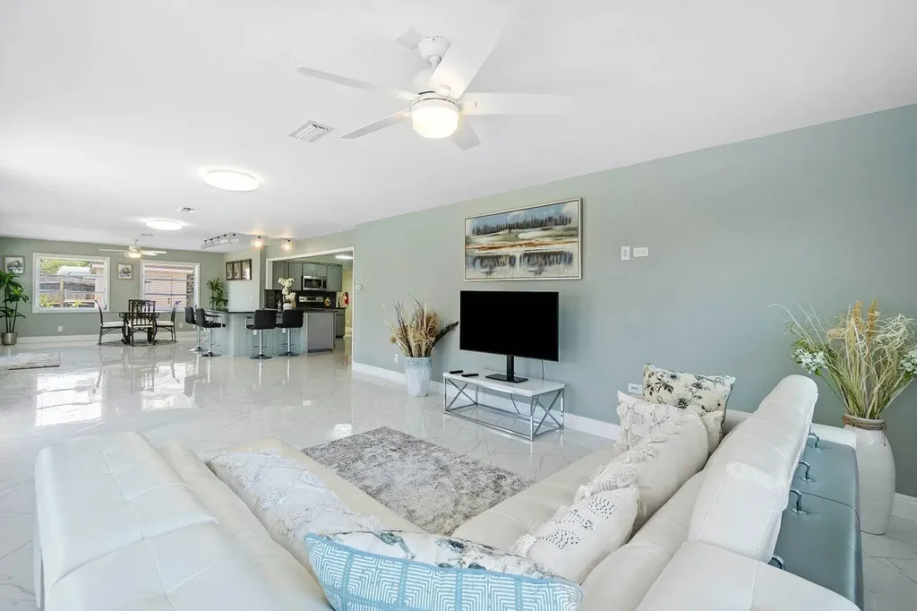1837 16th Avenue N Lake Worth Beach FL 33460