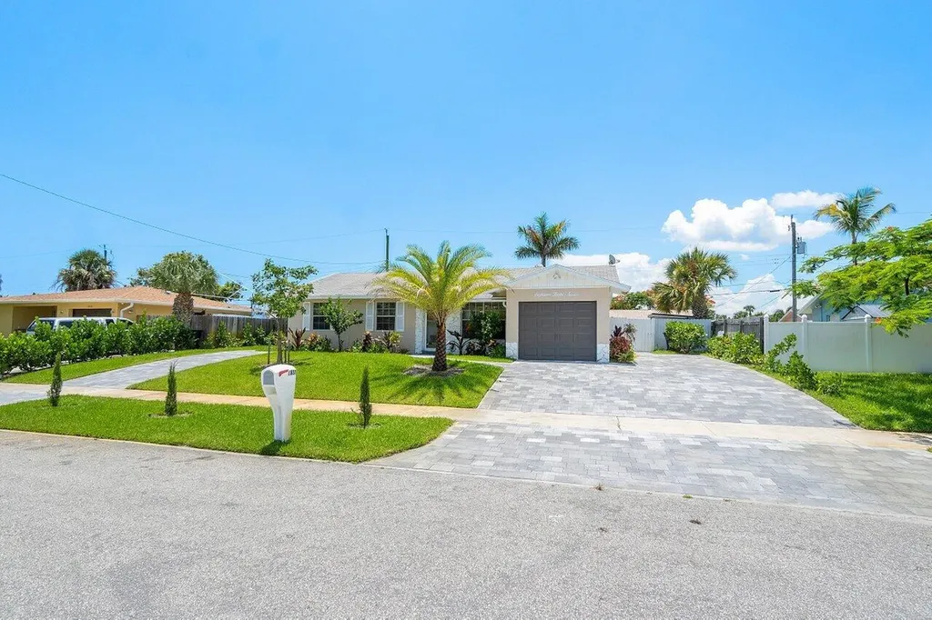 1837 16th Avenue N Lake Worth Beach FL 33460