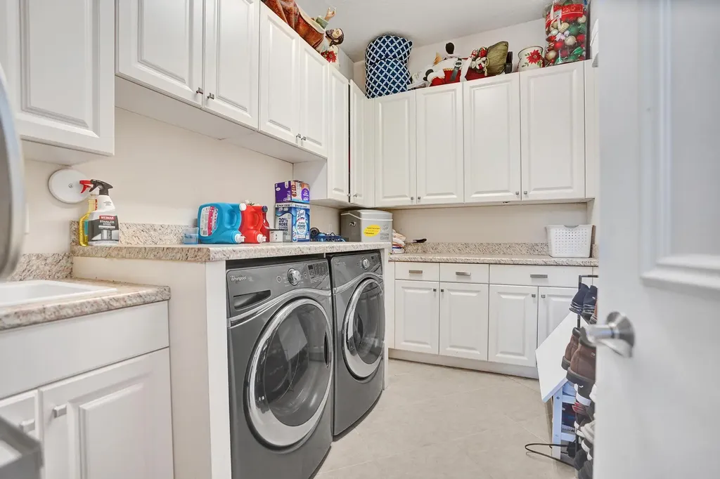 16610 Gateway Bridge Drive Delray Beach FL 33446