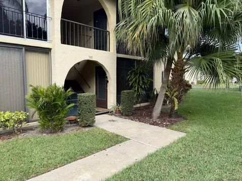 301 Pine Ridge Circle Greenacres FL 33463