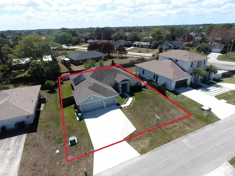 294 SW Statler Avenue Port St Lucie FL 34984