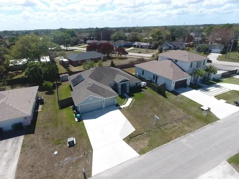 294 SW Statler Avenue Port St Lucie FL 34984