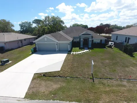 294 SW Statler Avenue Port St Lucie FL 34984