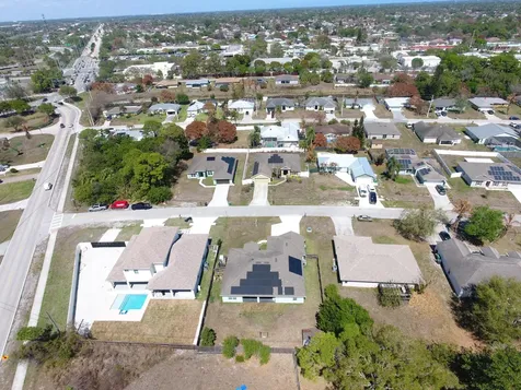 294 SW Statler Avenue Port St Lucie FL 34984