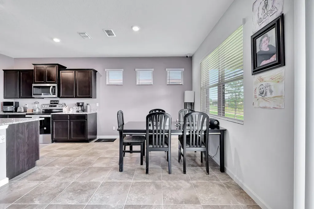6343 NW Regent Street Port St Lucie FL 34983