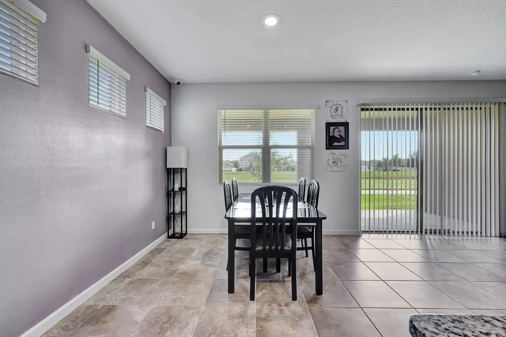 6343 NW Regent Street Port St Lucie FL 34983