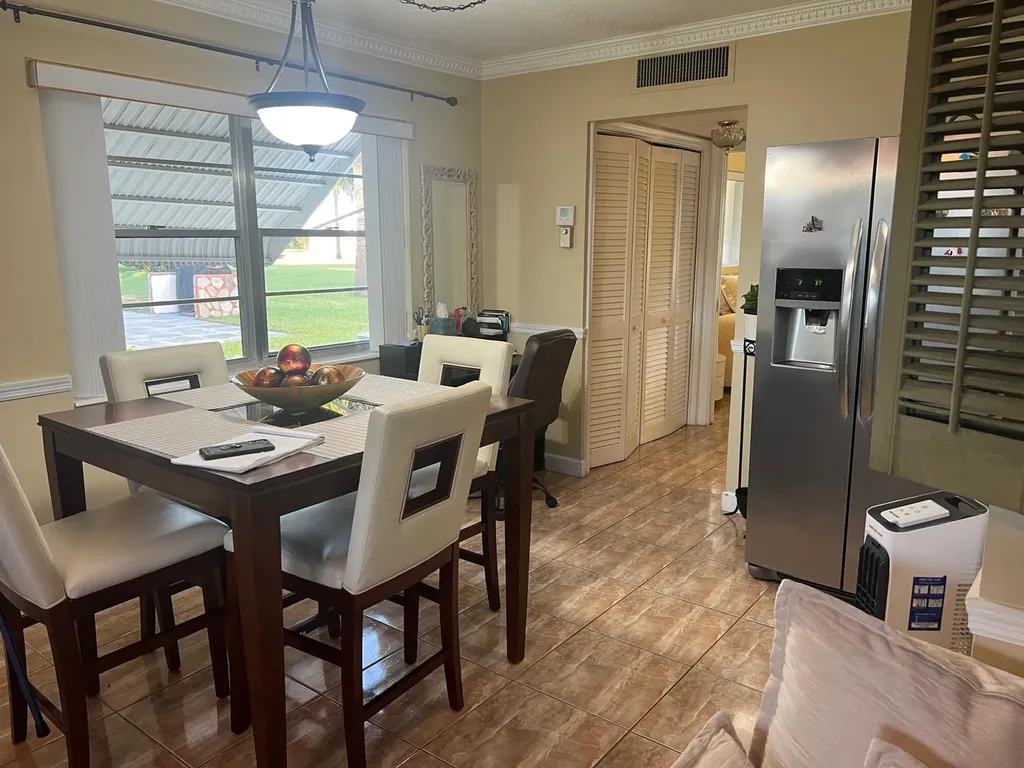 153 Easthampton G West Palm Beach FL 33417