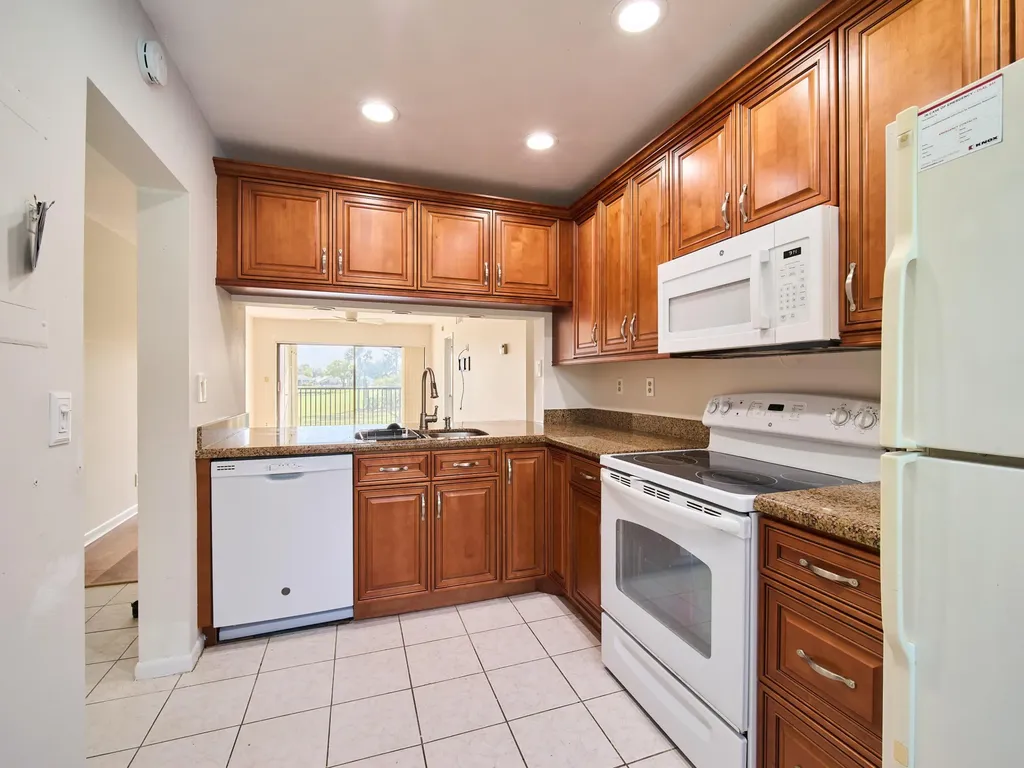12790 Briarlake Drive Palm Beach Gardens FL 33418