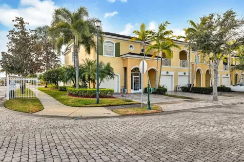 6145 NW Helmsdale Way Port St Lucie FL 34983