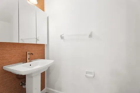 6145 NW Helmsdale Way Port St Lucie FL 34983