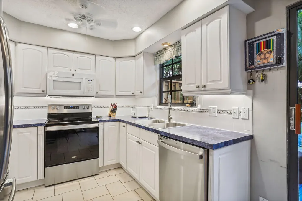 200 S Ocean Boulevard Delray Beach FL 33483