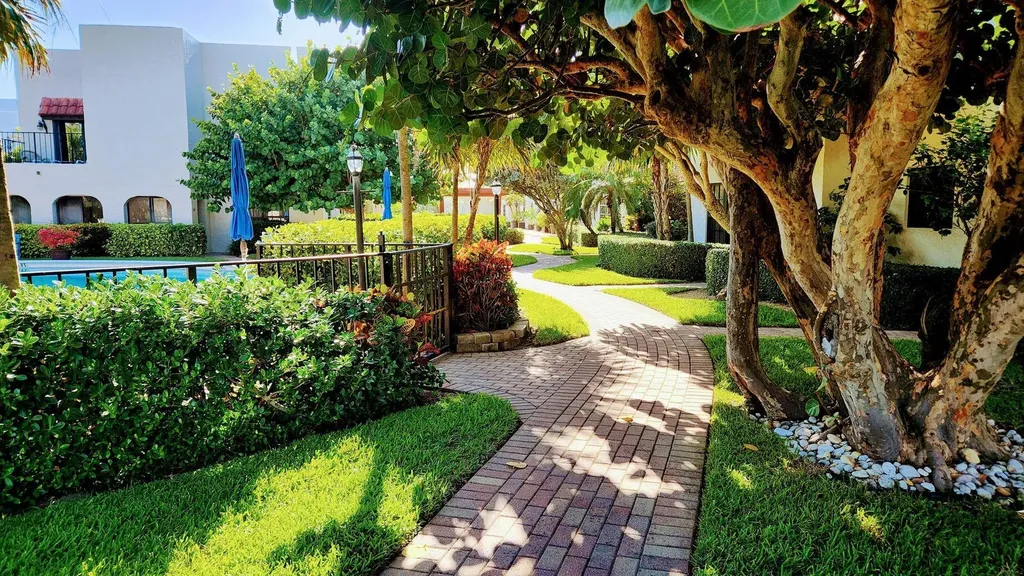 200 S Ocean Boulevard Delray Beach FL 33483