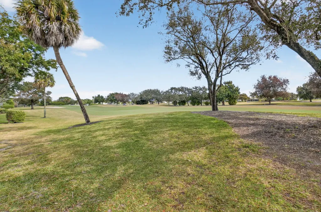 11586 Briarwood Circle Boynton Beach FL 33437