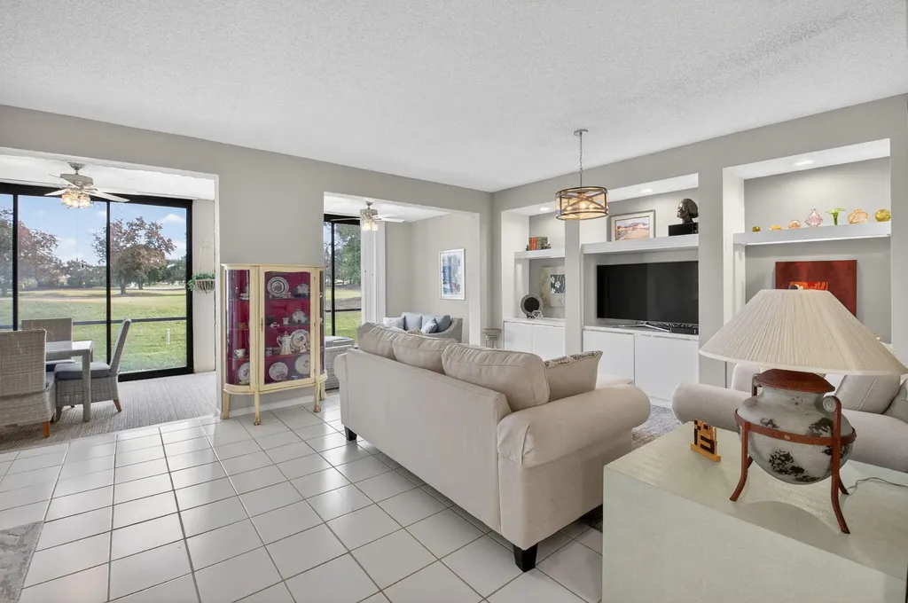 11586 Briarwood Circle Boynton Beach FL 33437