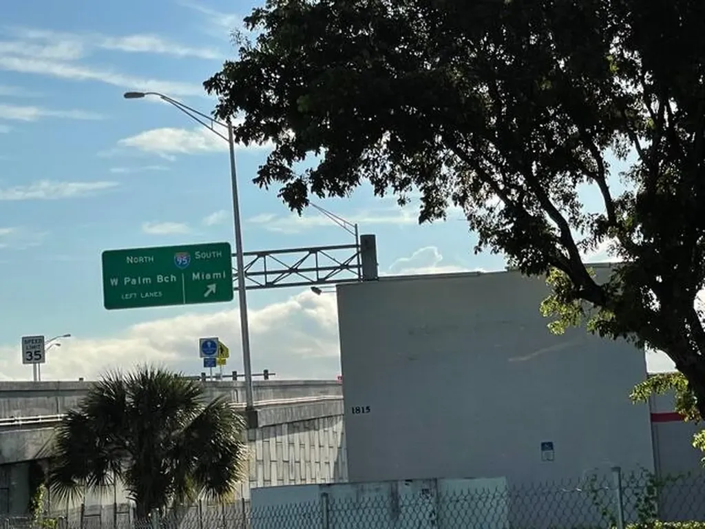 1815 10th Avenue N Lake Worth Beach FL 33461