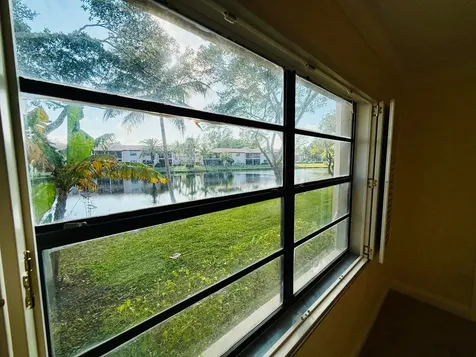 9261 Vista Del Lago Boca Raton FL 33428