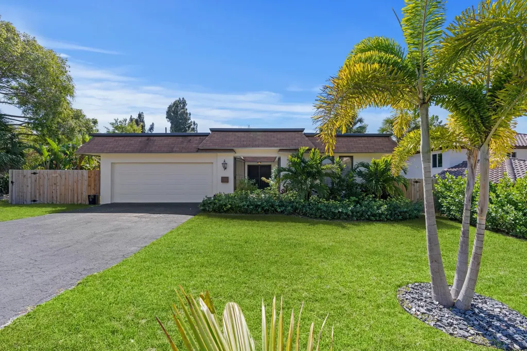486 NW 1st Street Boca Raton FL 33432