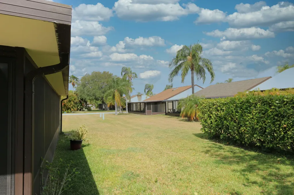 2313 SE Breckenridge Circle Port St Lucie FL 34952