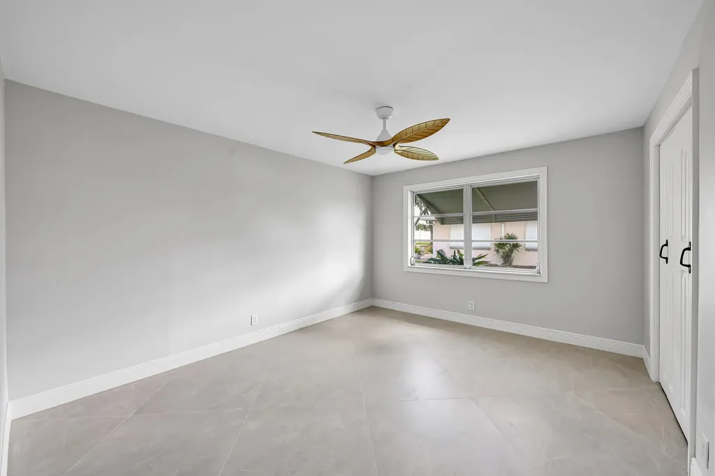 285 Main Boulevard Boynton Beach FL 33435