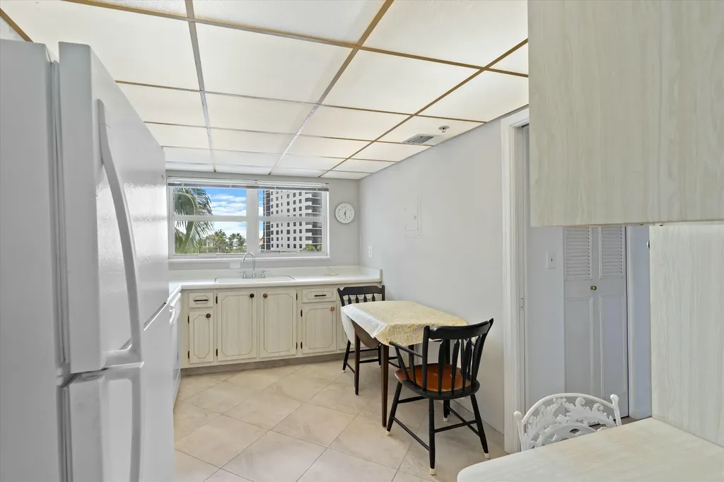 3310 S Ocean Boulevard Highland Beach FL 33487