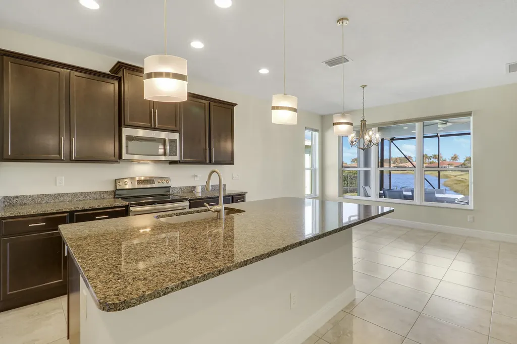 10288 SW Yellowwood Avenue Port St Lucie FL 34987