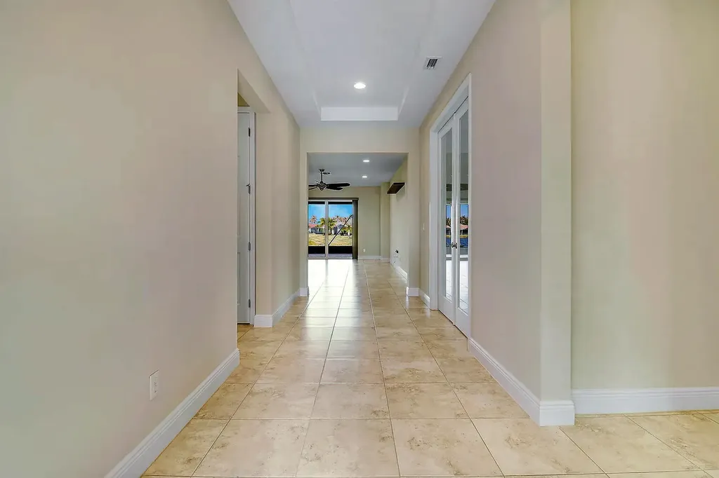 10288 SW Yellowwood Avenue Port St Lucie FL 34987