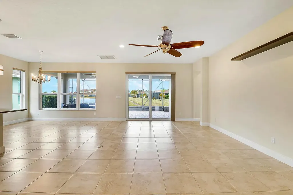 10288 SW Yellowwood Avenue Port St Lucie FL 34987