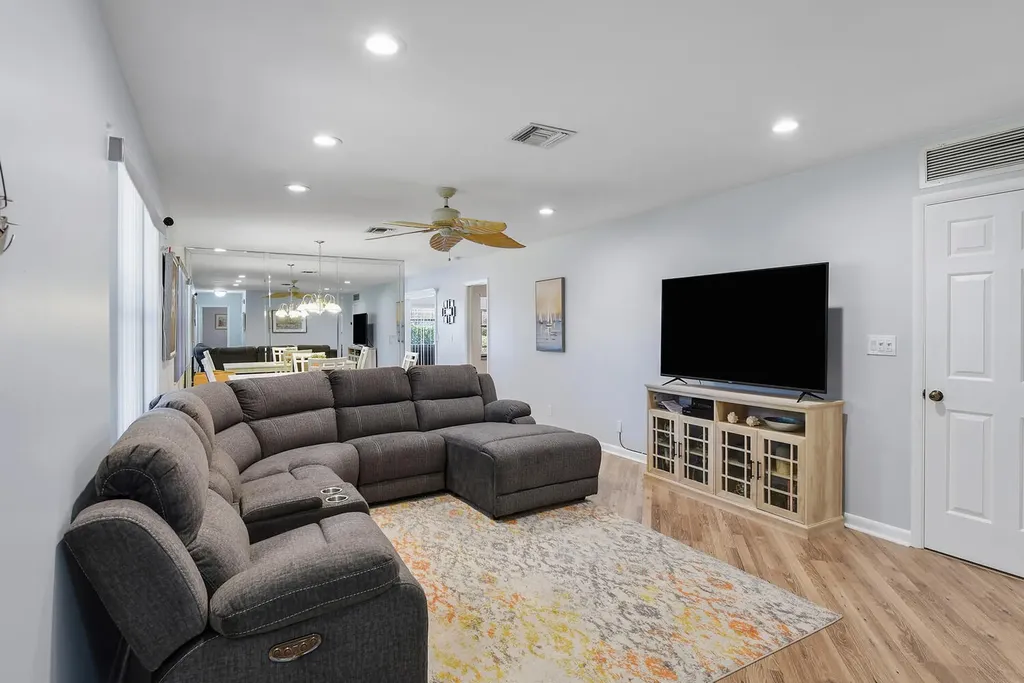1630 Palmland Drive Boynton Beach FL 33436
