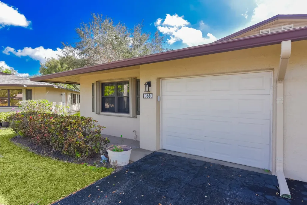 1630 Palmland Drive Boynton Beach FL 33436