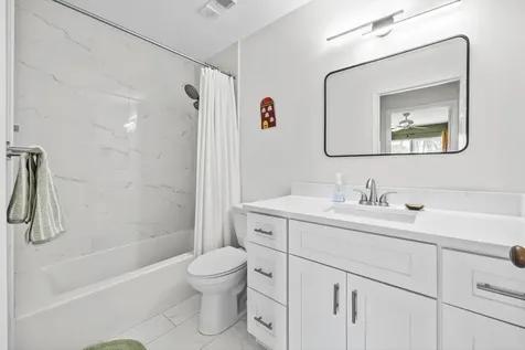 933 NE Sandalwood Place Jensen Beach FL 34957