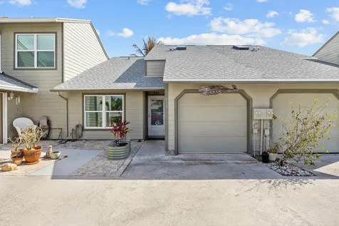 933 NE Sandalwood Place Jensen Beach FL 34957