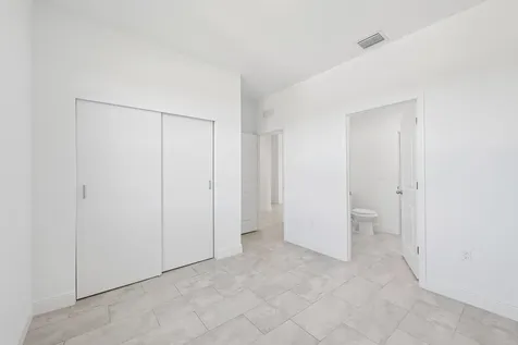 9006 S Castle Circle Labelle FL 33935