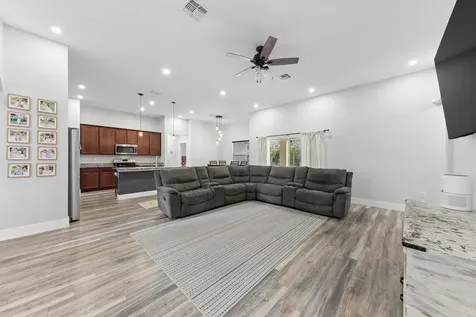 5244 NW E Piper Circle Port St Lucie FL 34986