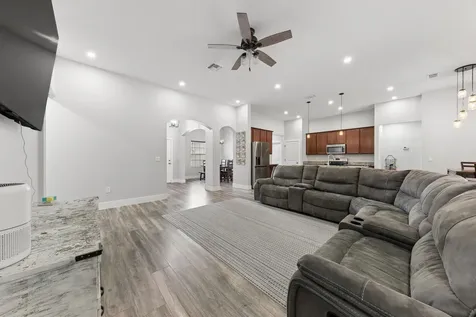5244 NW E Piper Circle Port St Lucie FL 34986