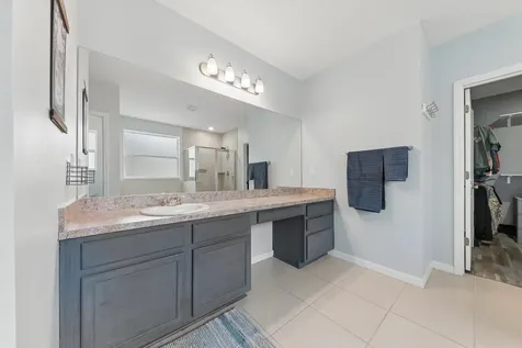 5244 NW E Piper Circle Port St Lucie FL 34986