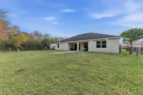5244 NW E Piper Circle Port St Lucie FL 34986