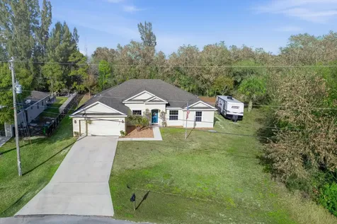5244 NW E Piper Circle Port St Lucie FL 34986