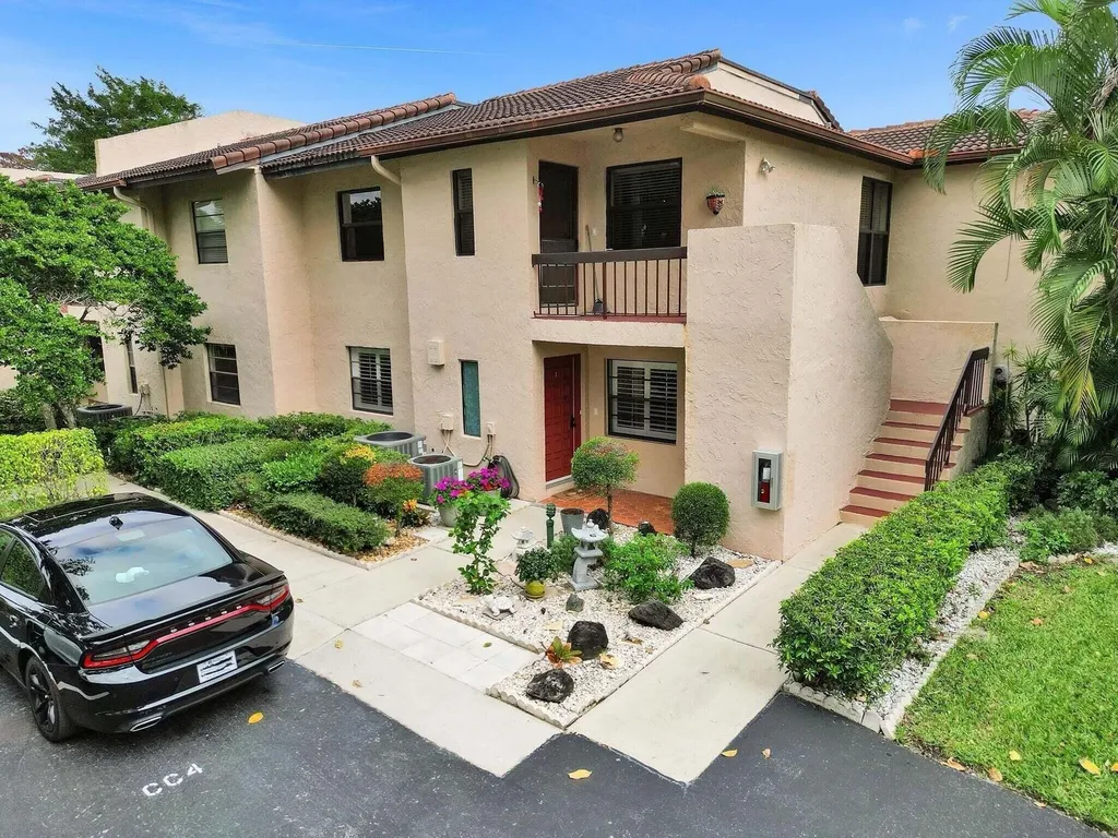 9264 Vista Del Lago Boca Raton FL 33428