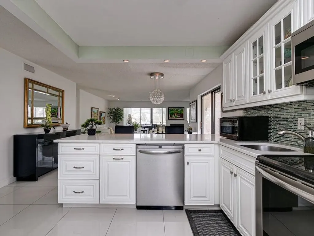 9264 Vista Del Lago Boca Raton FL 33428
