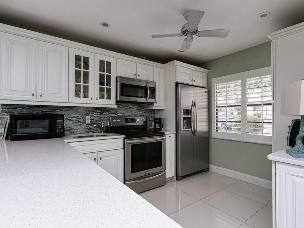 9264 Vista Del Lago Boca Raton FL 33428