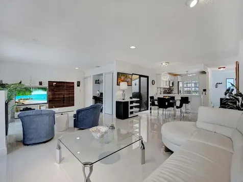 9264 Vista Del Lago Boca Raton FL 33428