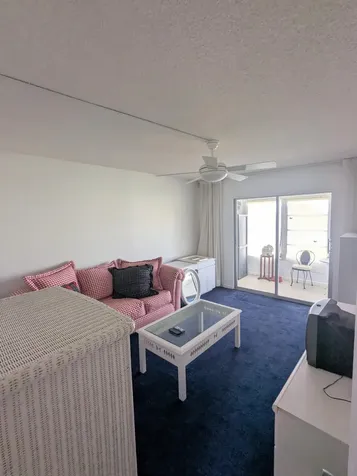 113 Wellington M West Palm Beach FL 33417