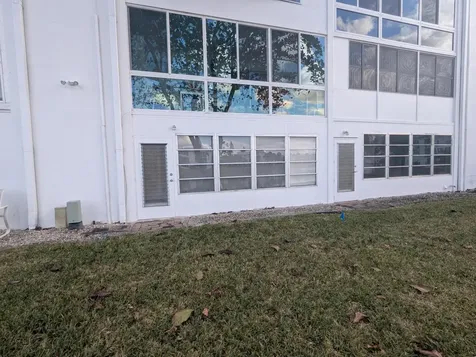 113 Wellington M West Palm Beach FL 33417