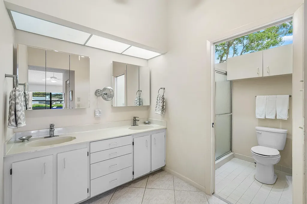 5722 Willow Creek Lane Delray Beach FL 33484