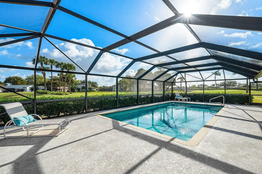 5722 Willow Creek Lane Delray Beach FL 33484