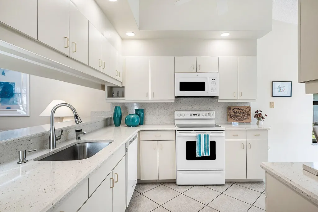 5722 Willow Creek Lane Delray Beach FL 33484