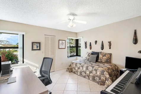 5722 Willow Creek Lane Delray Beach FL 33484