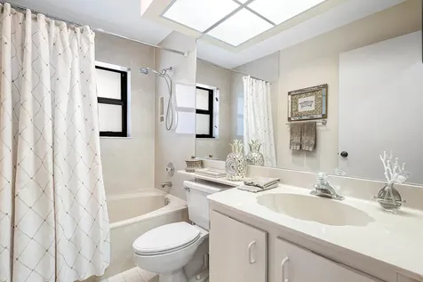 5722 Willow Creek Lane Delray Beach FL 33484
